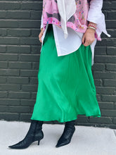 Load image into Gallery viewer, Willow Skirt in Green Apple