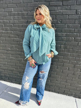 Load image into Gallery viewer, Lauren Bow Top in Green