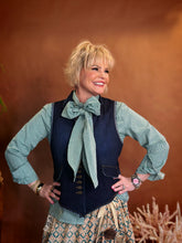 Load image into Gallery viewer, Mesmerized Vest