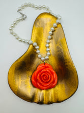 Load image into Gallery viewer, Rose Garden Necklace