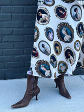 Load image into Gallery viewer, Victorian Cameo Skirt