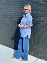 Load image into Gallery viewer, Vernal Button-Up Top