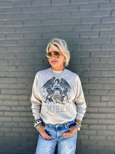 Load image into Gallery viewer, Queen Crest Pullover