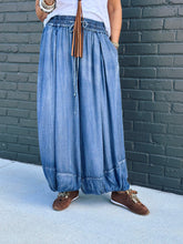Load image into Gallery viewer, Doubtful Dreams Pants