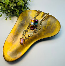 Load image into Gallery viewer, Dereka Necklaces