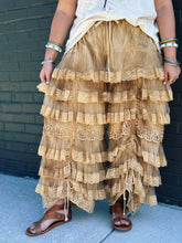 Load image into Gallery viewer, True Romance Bloomers in Chocolate