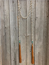 Load image into Gallery viewer, Hault Pearl Wrap Necklace