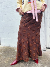 Load image into Gallery viewer, Rosette Maxi Skirt