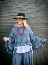 Load image into Gallery viewer, Moon Shade Ruffle Cape