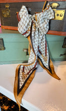 Load image into Gallery viewer, Clarabelle Scarf