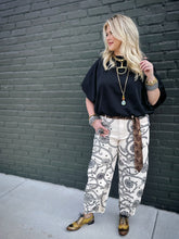 Load image into Gallery viewer, Vineyard Barrel Jeans