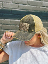 Load image into Gallery viewer, Guhcci Designer Hat in Vintage Black