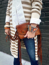 Load image into Gallery viewer, Loose Sally Purse