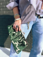 Load image into Gallery viewer, Molly Clutch