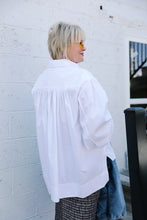 Load image into Gallery viewer, Valory Button-Up Top