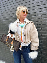 Load image into Gallery viewer, Verified Fingerless Gloves in White