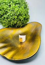 Load image into Gallery viewer, Mini Roddy Ring in White