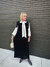 Load image into Gallery viewer, Midnight Pleated Maxi Dress