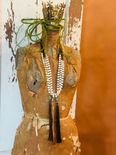 Load image into Gallery viewer, Frock Pearl Tassel Necklaces