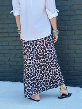 Load image into Gallery viewer, Feline Skirt