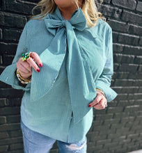 Load image into Gallery viewer, Lauren Bow Top in Green