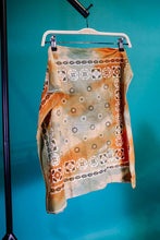 Load image into Gallery viewer, Falling Tye-Dye Rags