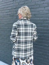 Load image into Gallery viewer, Carrie Plaid Blazer