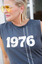 Load image into Gallery viewer, Pat B's Oval Earrings