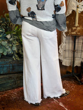 Load image into Gallery viewer, Journey Jeans