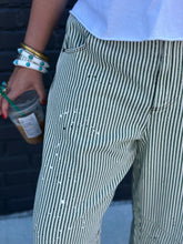 Load image into Gallery viewer, Rex Striped Barrel Jeans