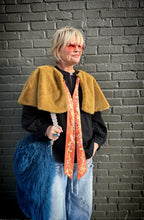 Load image into Gallery viewer, Goodnight Rhinestone Button Top