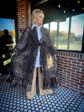 Load image into Gallery viewer, Daring Leopard Duster