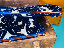 Load image into Gallery viewer, Molly Clutch