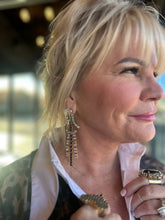 Load image into Gallery viewer, Leila Earrings