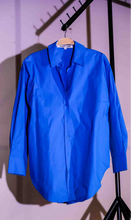 Load image into Gallery viewer, Ralph Button-Up Top in Berry