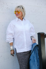Load image into Gallery viewer, Valory Button-Up Top