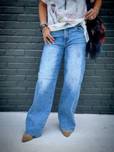 Load image into Gallery viewer, Star Dreamer Jeans