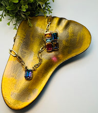 Load image into Gallery viewer, Dereka Necklaces