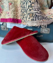 Load image into Gallery viewer, Cali Red Faux Fur Slides