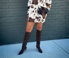 Load image into Gallery viewer, Bovine Skirt