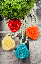 Load image into Gallery viewer, Rose Garden Necklace