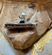 Load image into Gallery viewer, Sitting Owl Ring