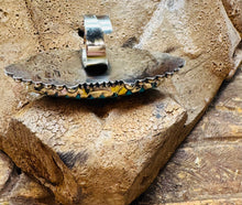 Load image into Gallery viewer, Hold Up Ring