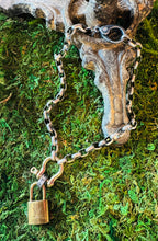 Load image into Gallery viewer, Fetlock LV Necklace