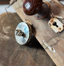 Load image into Gallery viewer, Hallow Bone Ring