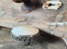 Load image into Gallery viewer, Hallow Bone Ring