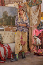 Load image into Gallery viewer, Willie Nelson Kelly Western Shirt in Roberto