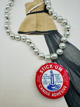 Load image into Gallery viewer, Stick Um Necklace
