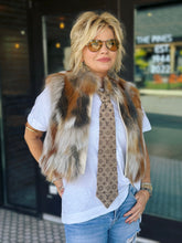 Load image into Gallery viewer, Onni Fox Fur Vest
