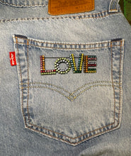 Load image into Gallery viewer, LA LA LOVE Brooch
